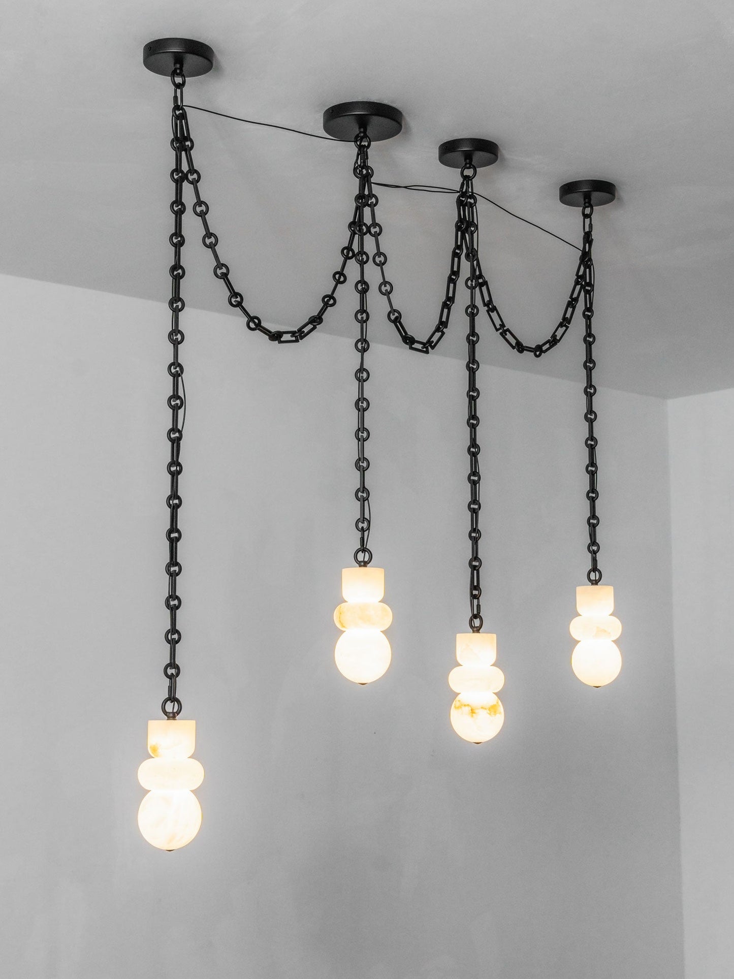 Orba Chain Chandelier - Elegant Design with Adjustable Height & Dimmab