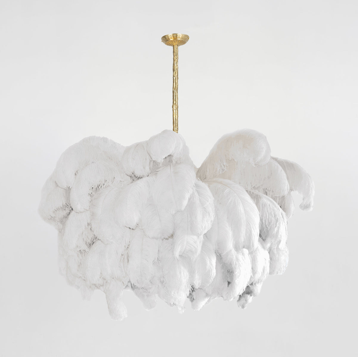 Elegant Ostrich Feather Chandelier - Soft Lighting & Unique Design