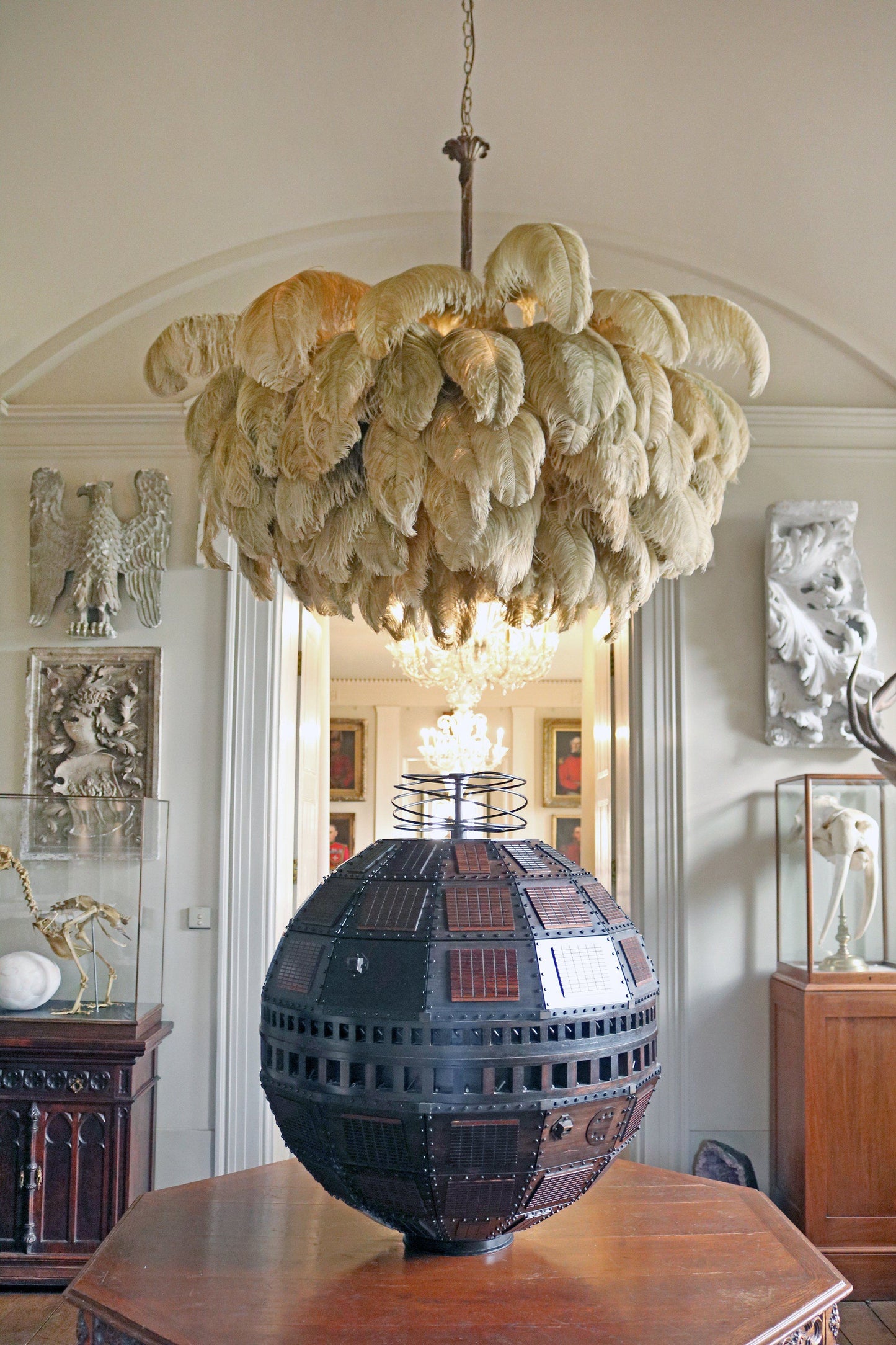Elegant Ostrich Feather Chandelier - Soft Lighting & Unique Design