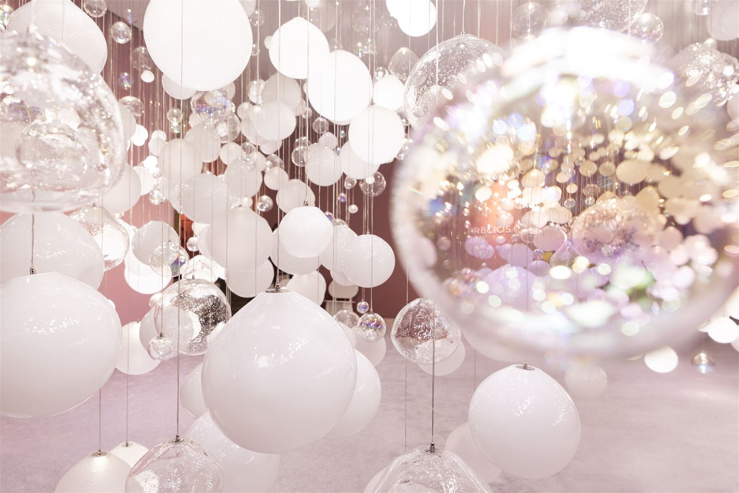 Breath of Light Customizable Chandelier with Dimmable LED and Elegant