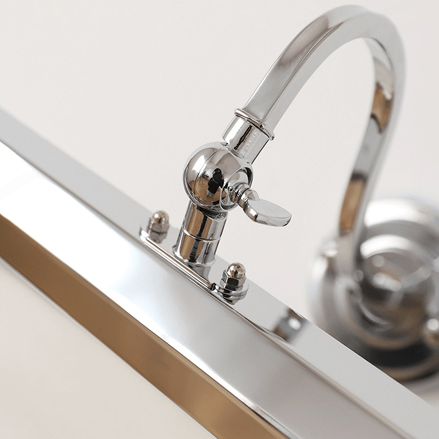 Pacific Wall Lamp - Adjustable LED Light with Dimmable Brightness