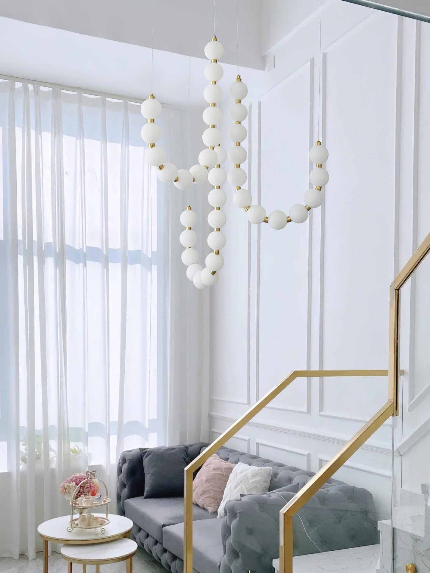 Elegant Acrylic Pearl Chandelier Necklace - Lightweight & Versatile