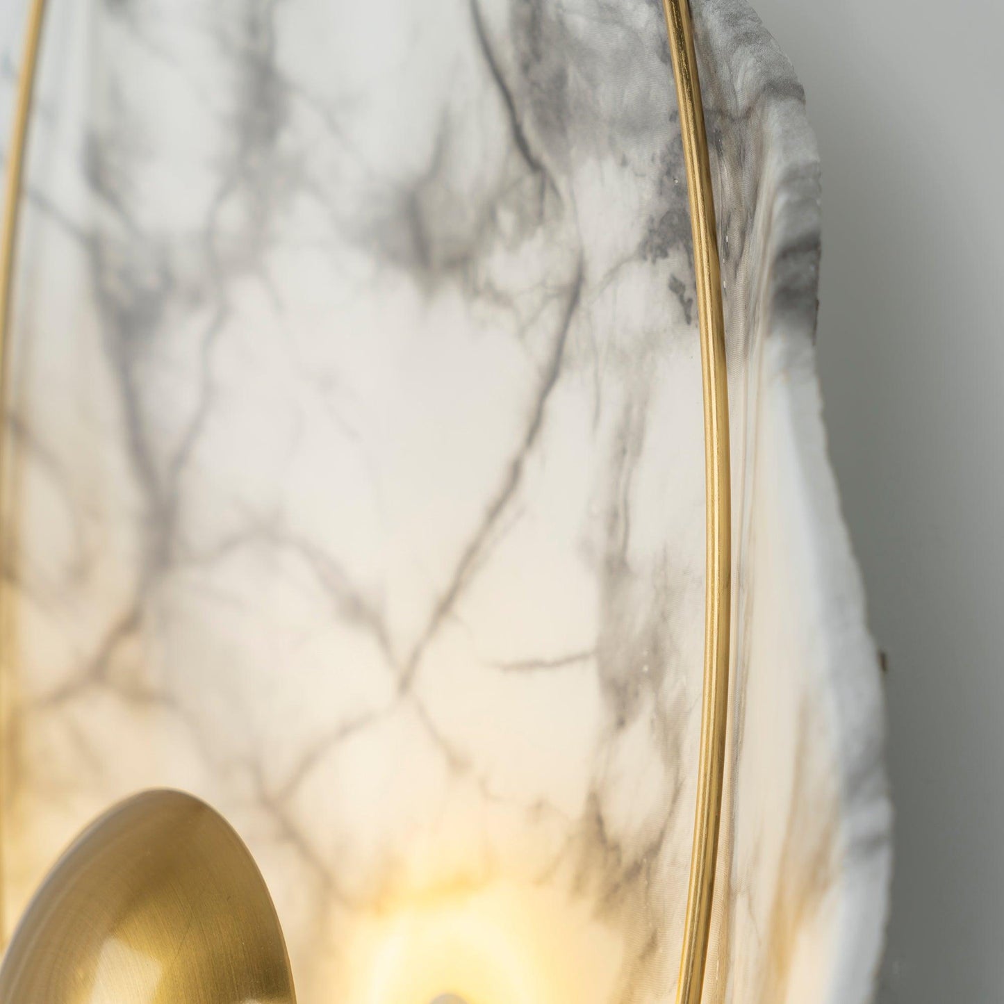 Marbled Shell Wall Sconce - Elegant Design with Soft Ambient Lighting