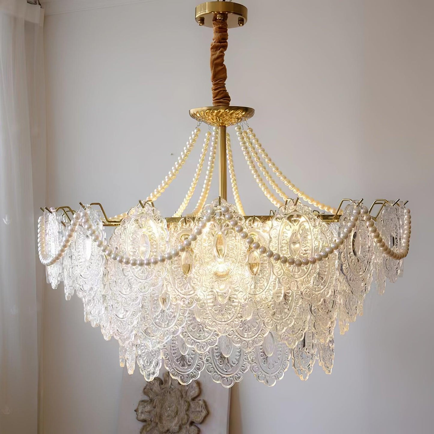 Elegant Pearls Glass Chandelier – Dimmable LED & Adjustable Height