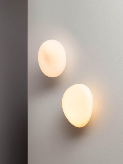 Elegant Bubble Glass Wall Lamp with Adjustable Brightness & Unique Des