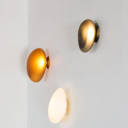 Elegant Bubble Glass Wall Lamp with Adjustable Brightness & Unique Des