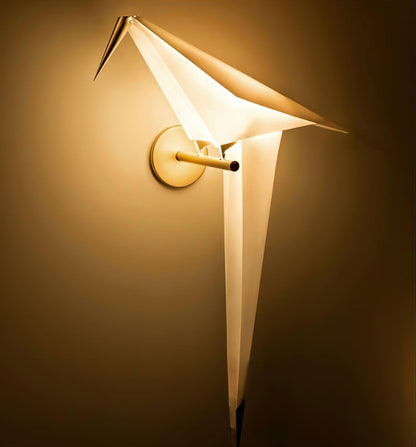 Avian Serenity Wall Lamp - Adjustable Brightness, Elegant Design