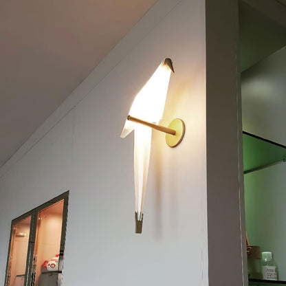 Avian Serenity Wall Lamp - Adjustable Brightness, Elegant Design