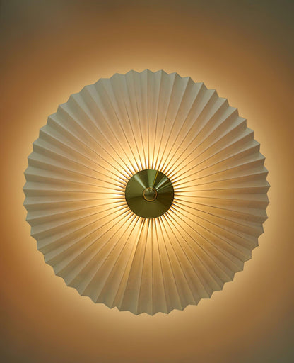 Perla Pleated Table Lamp - Adjustable Brightness & Elegant Design