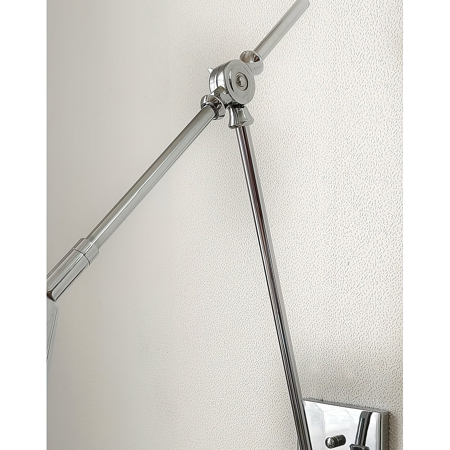 Magari Wall Lamp - Adjustable LED Light with Modern Design and Energy