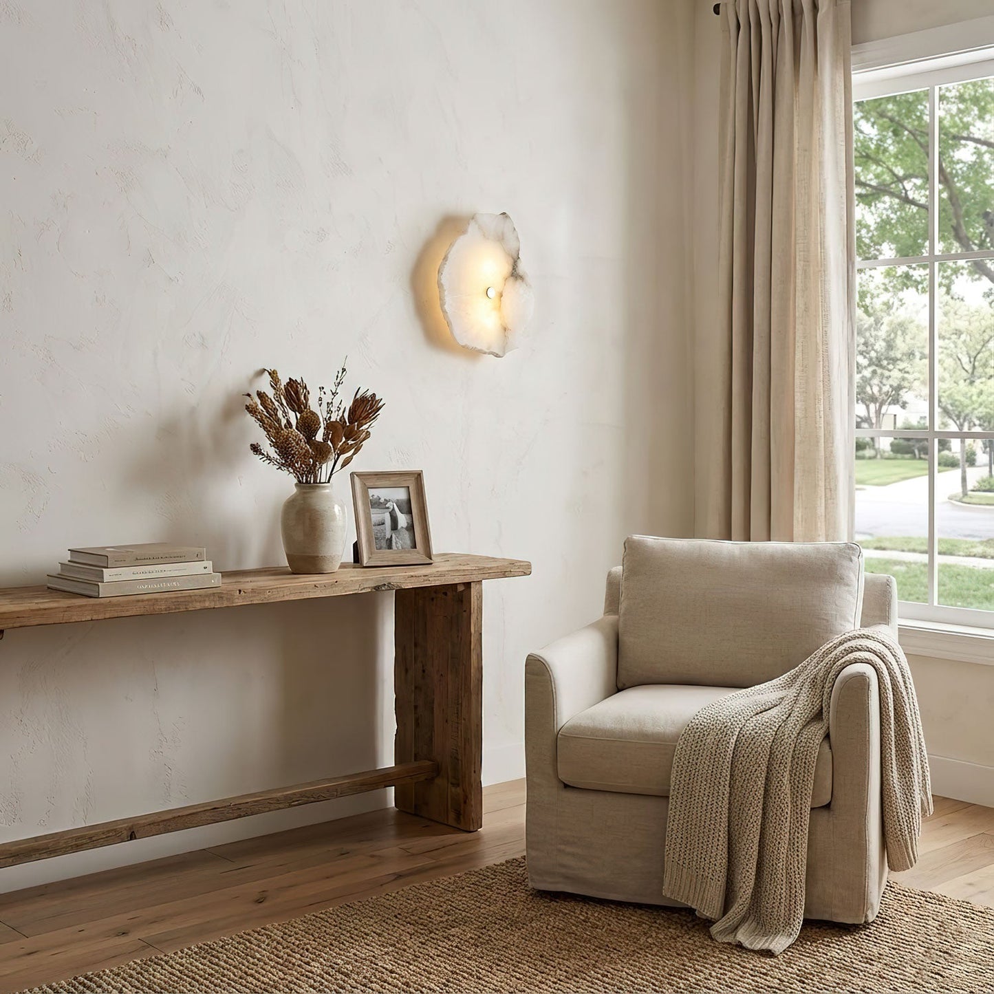 Petra Alabaster Wall Lamp - Elegant Design with Soft Glow & Energy Eff