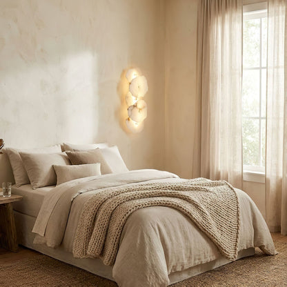 Petra Alabaster Wall Lamp - Elegant Design with Soft Glow & Energy Eff