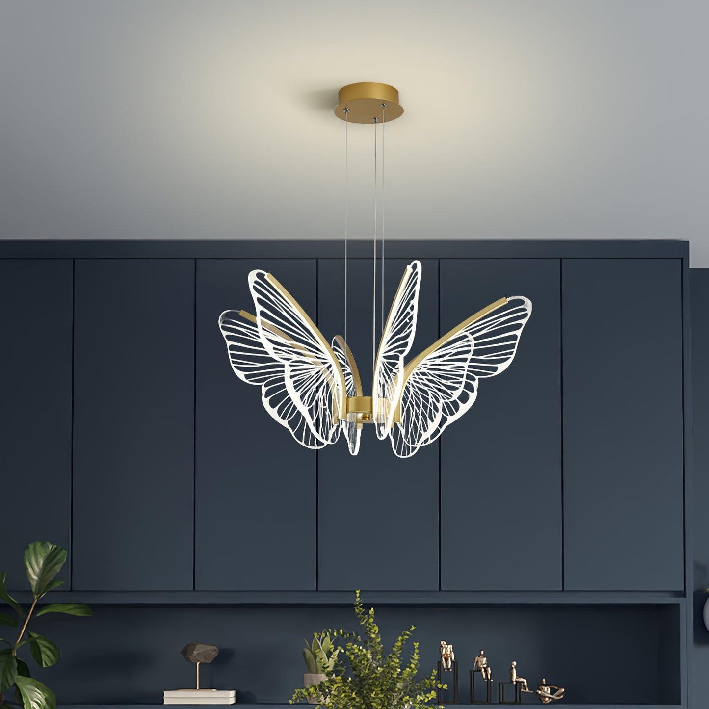 Phalaenopsis Chandelier - Elegant Floral Design with Adjustable Height