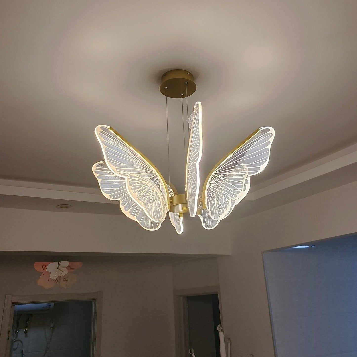 Phalaenopsis Chandelier - Elegant Floral Design with Adjustable Height