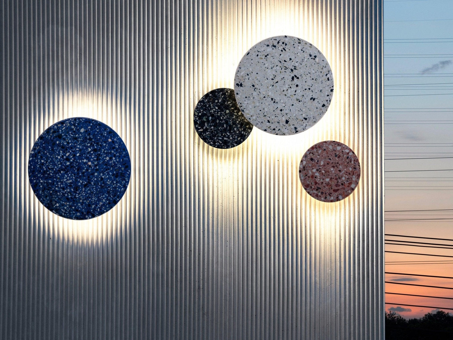 Adjustable Pin Wall Lamp with LED Light and Modern Design