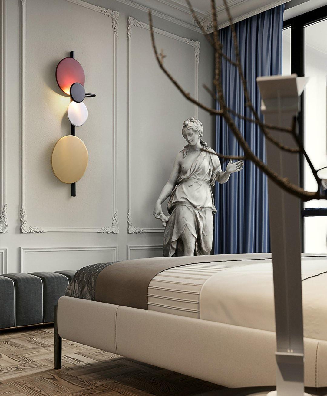 Planet Plug-in Wall Lamp with Adjustable Brightness and Modern Design