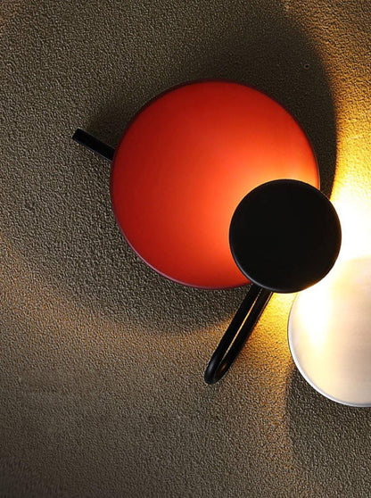 Planet Plug-in Wall Lamp with Adjustable Brightness and Modern Design