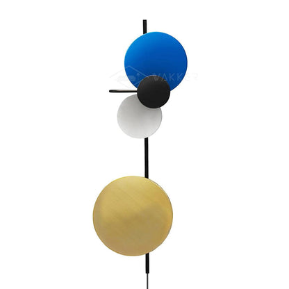 Planet Plug-in Wall Lamp with Adjustable Brightness and Modern Design