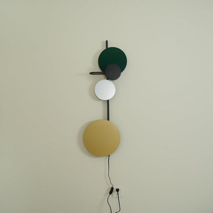 Planet Plug-in Wall Lamp with Adjustable Brightness and Modern Design