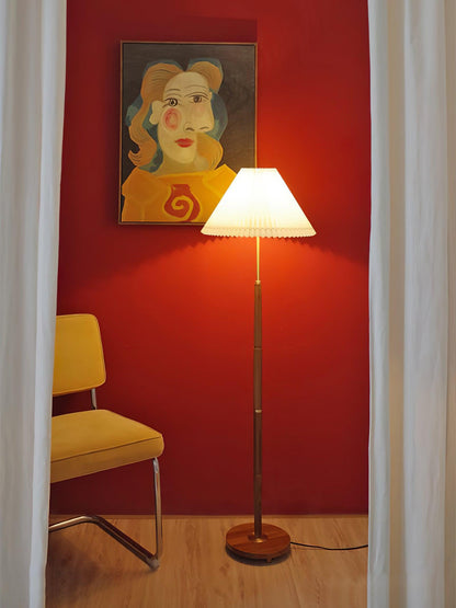 Elegant Pleated Floor Lamp with Adjustable Brightness and Energy-Effic