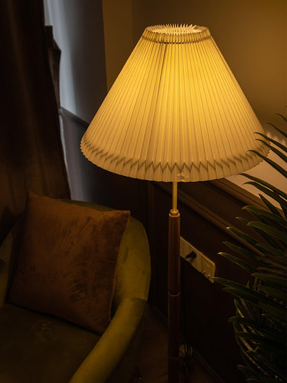 Elegant Pleated Floor Lamp with Adjustable Brightness and Energy-Effic