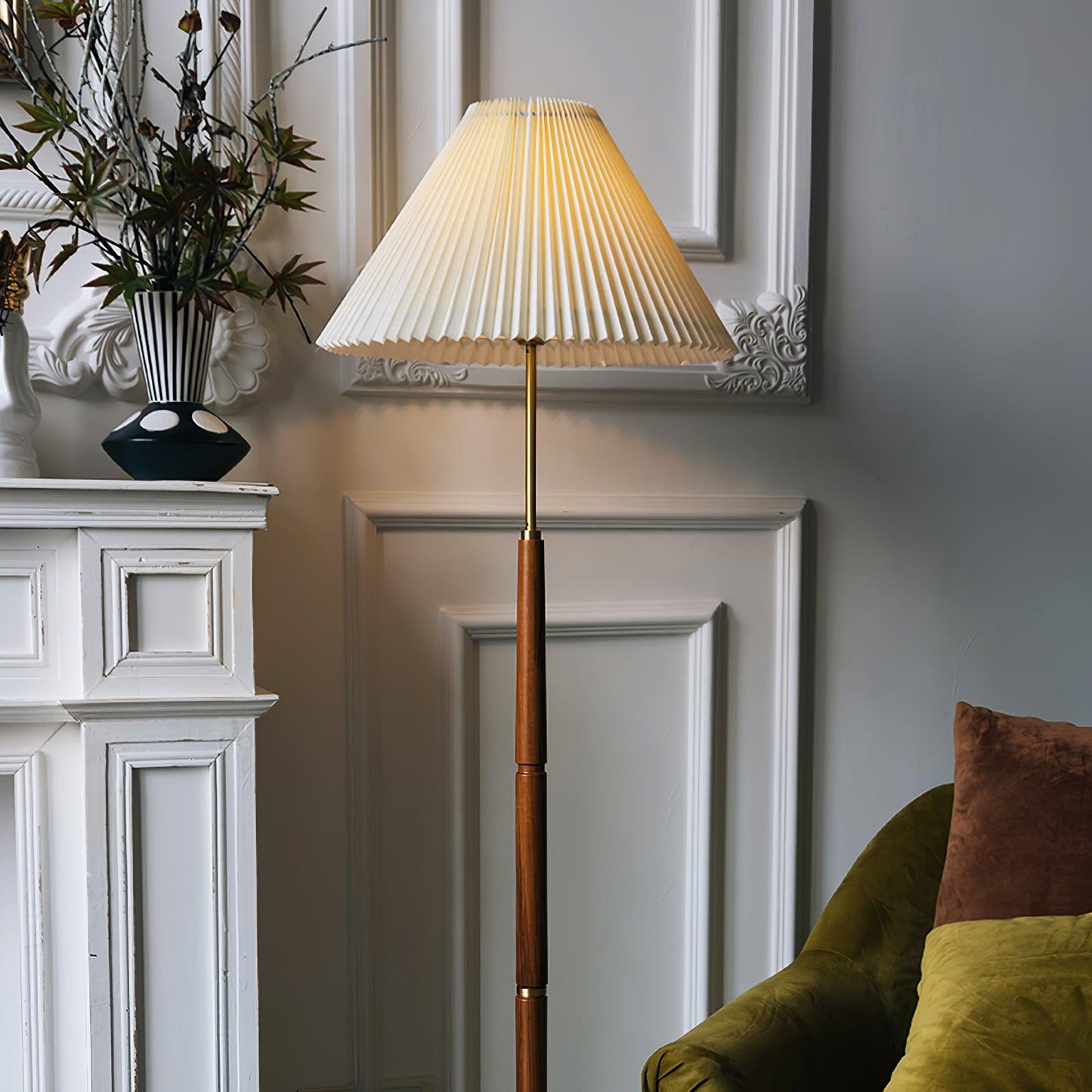 Elegant Pleated Floor Lamp with Adjustable Brightness and Energy-Effic