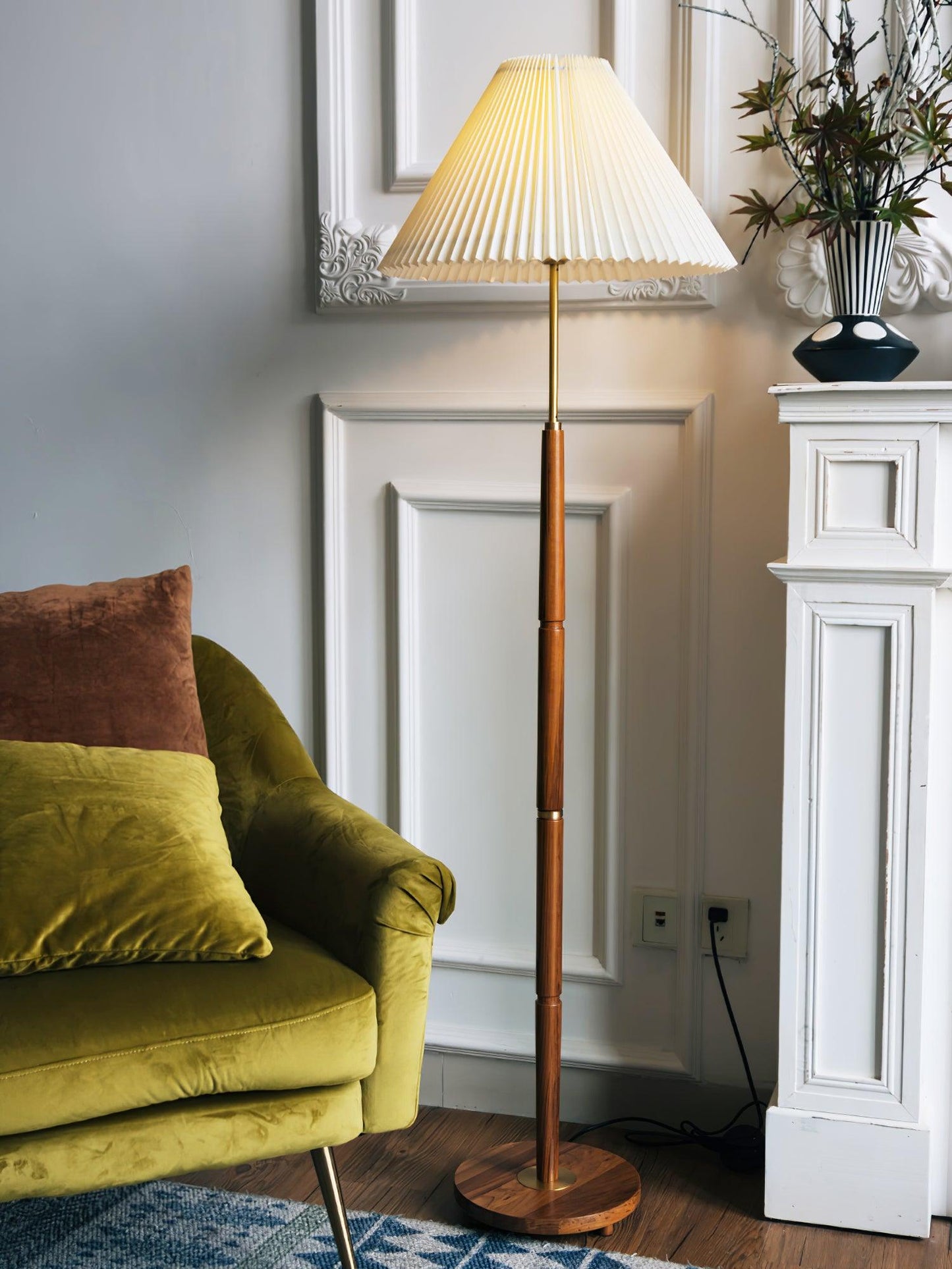Elegant Pleated Floor Lamp with Adjustable Brightness and Energy-Effic