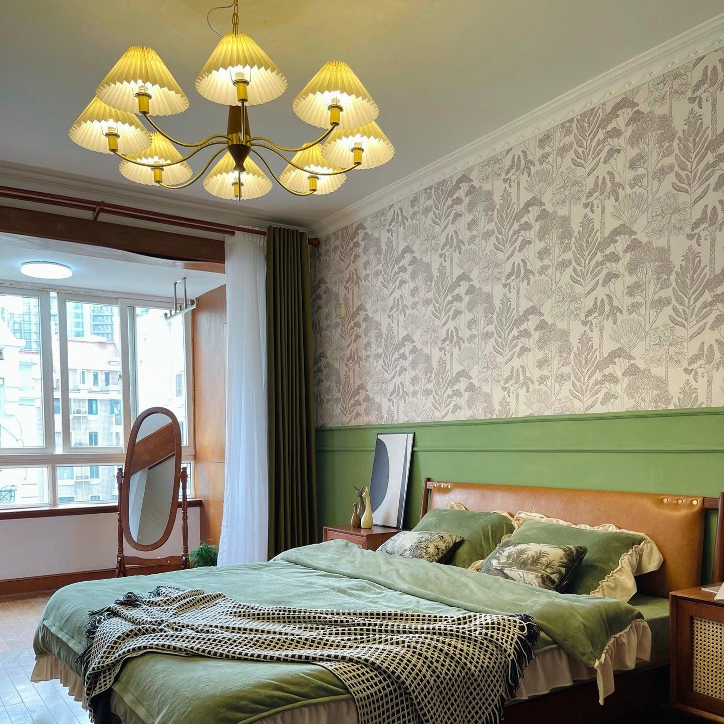 Polina Chandelier - Elegant Lighting Fixture with Adjustable Height &