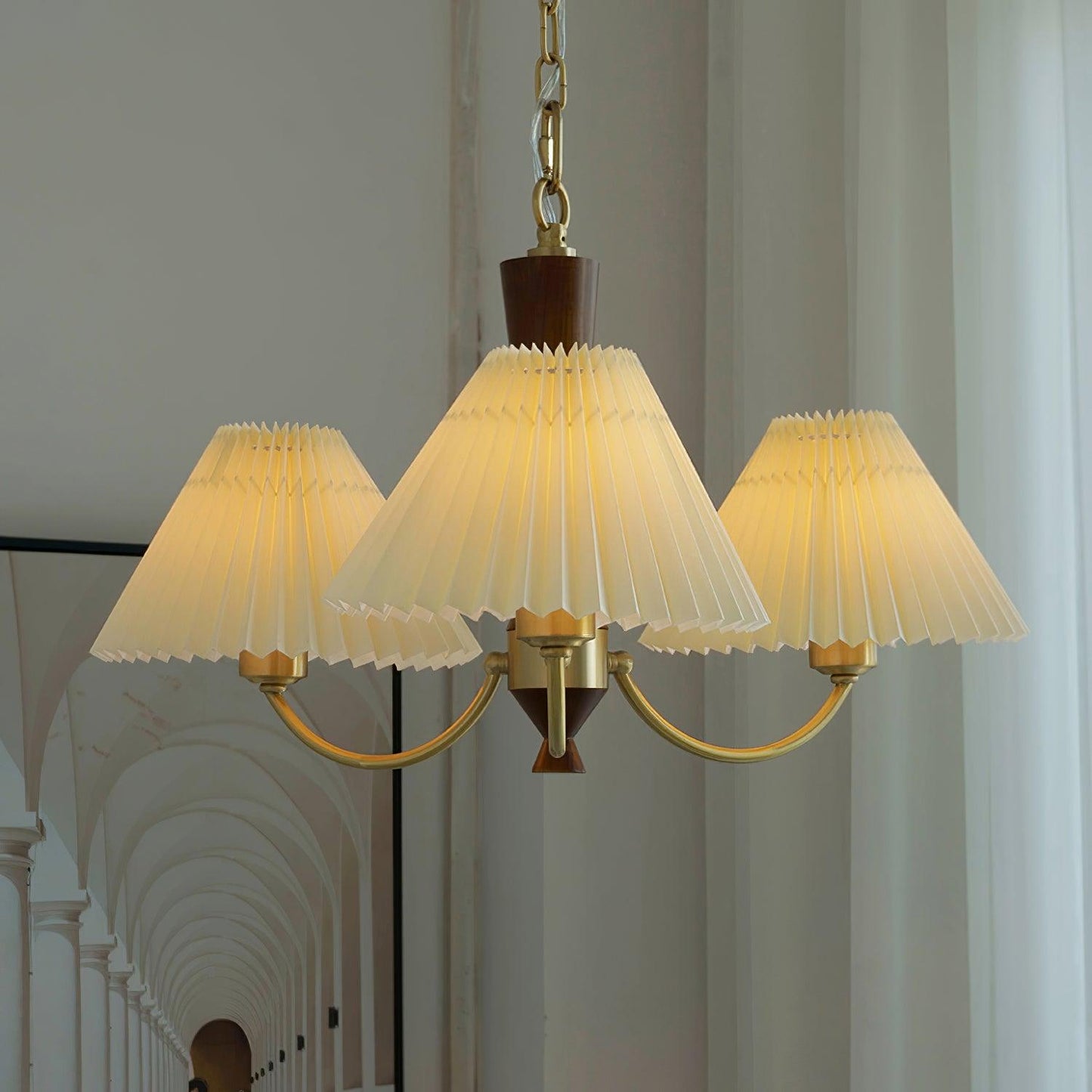 Polina Chandelier - Elegant Lighting Fixture with Adjustable Height &