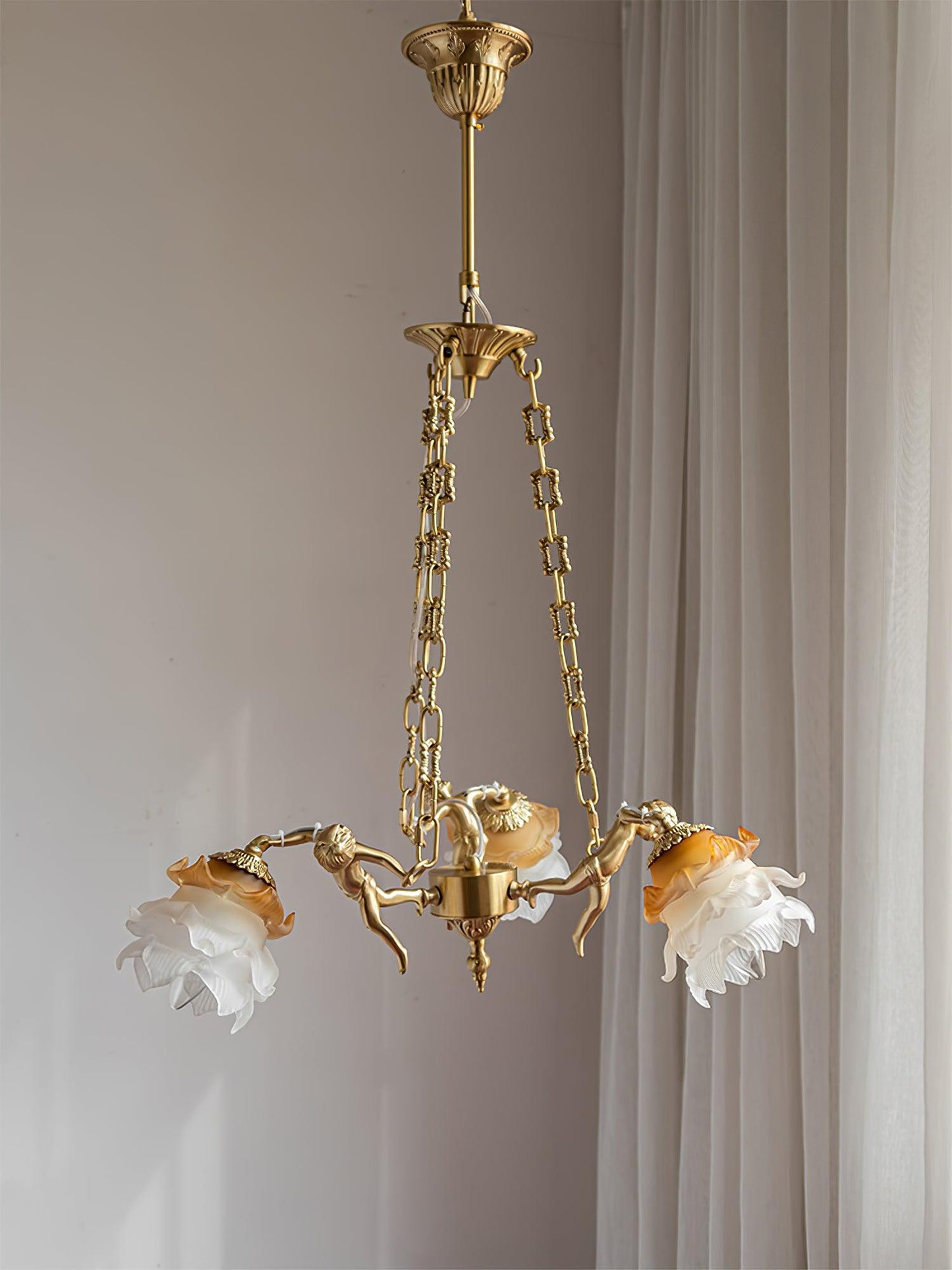 Brass Putti Statuettes Suspension - Elegant Design & Durable Craftsman