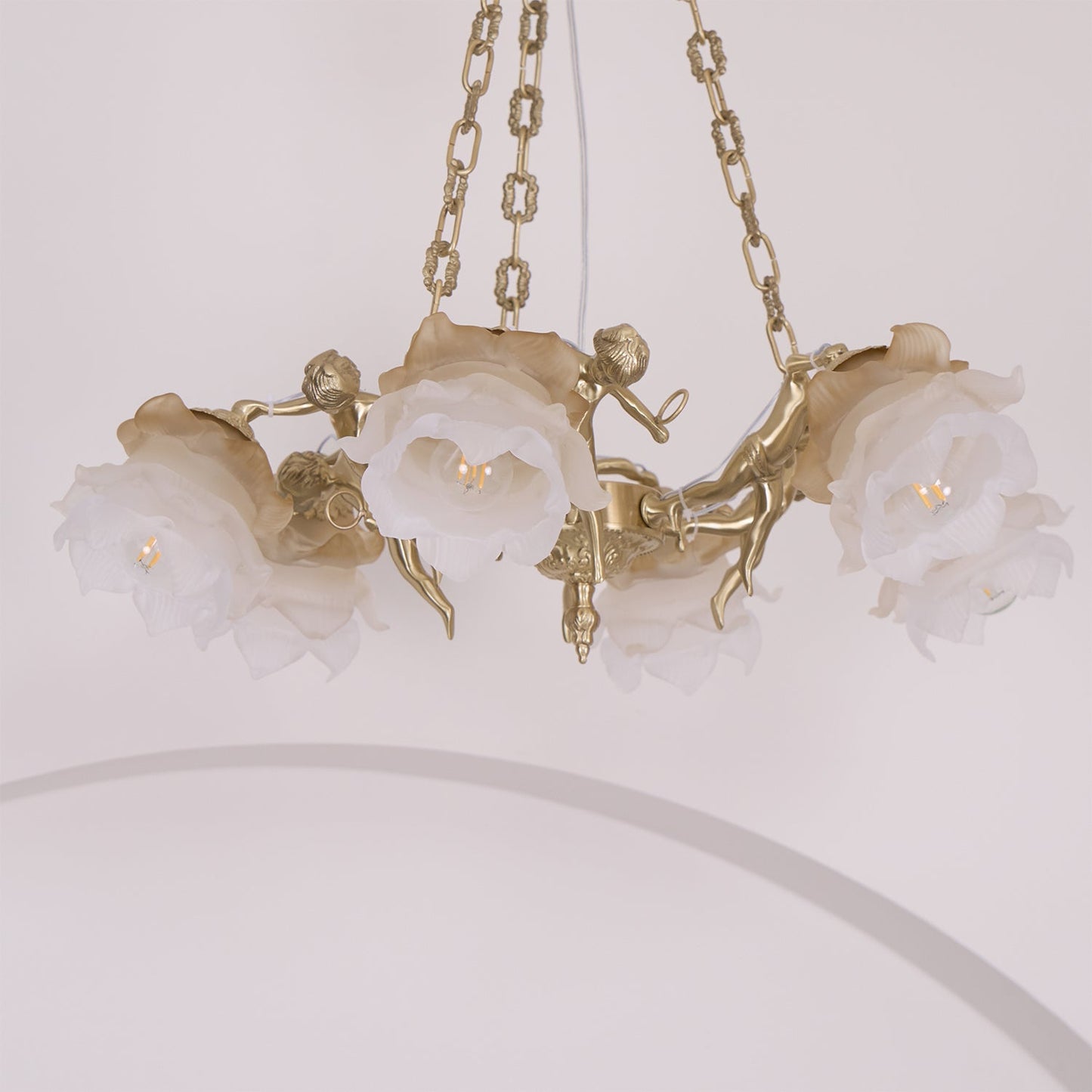 Brass Putti Statuettes Suspension - Elegant Design & Durable Craftsman