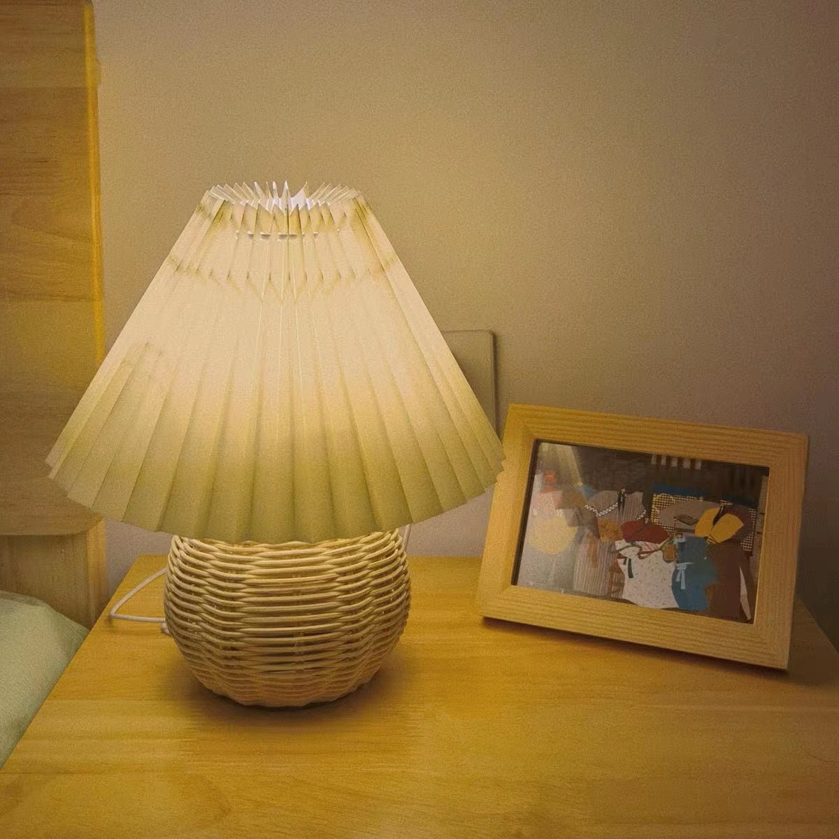 Rattan Pleated Table Lamp - Soft Ambient Lighting & Adjustable Brightn