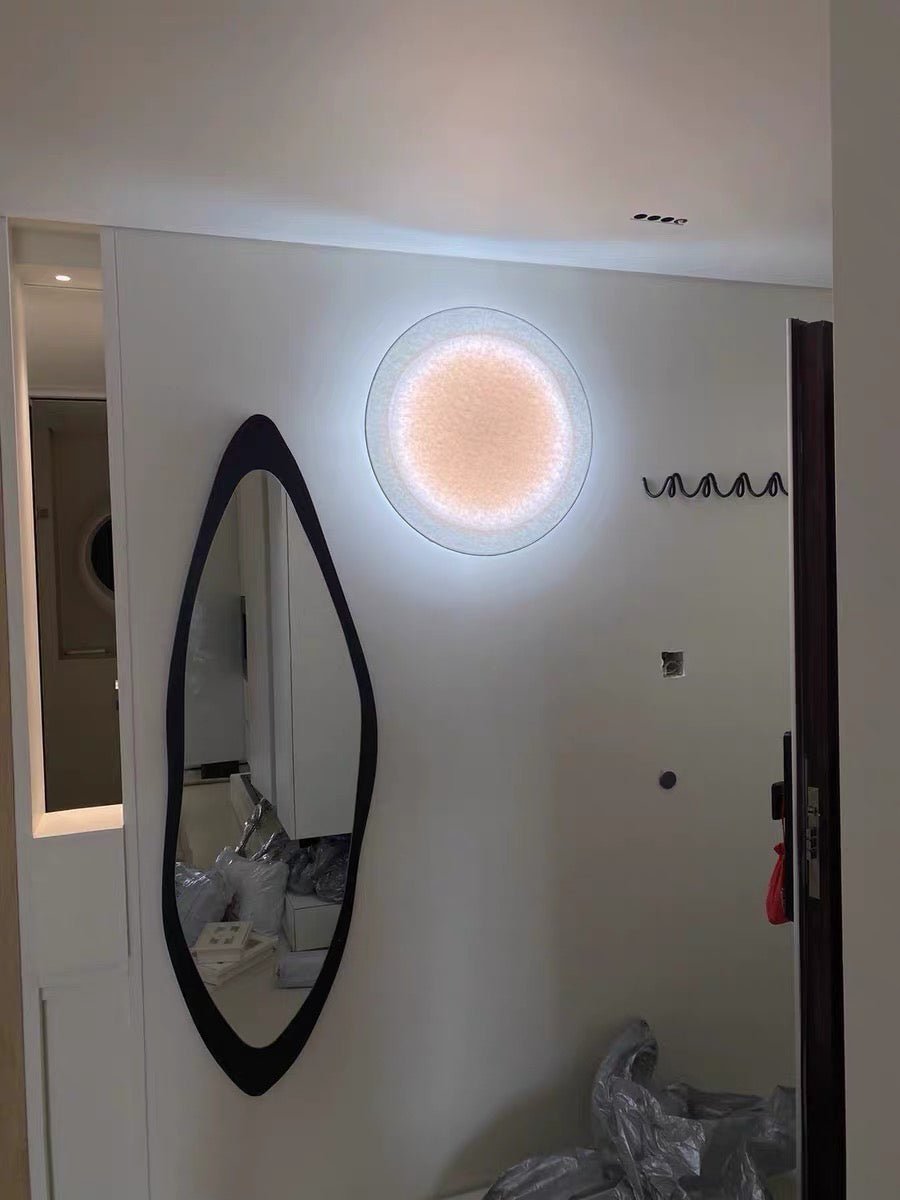 Relax Plug-in Wall Light with Dimmable Function & Energy-Efficient LED