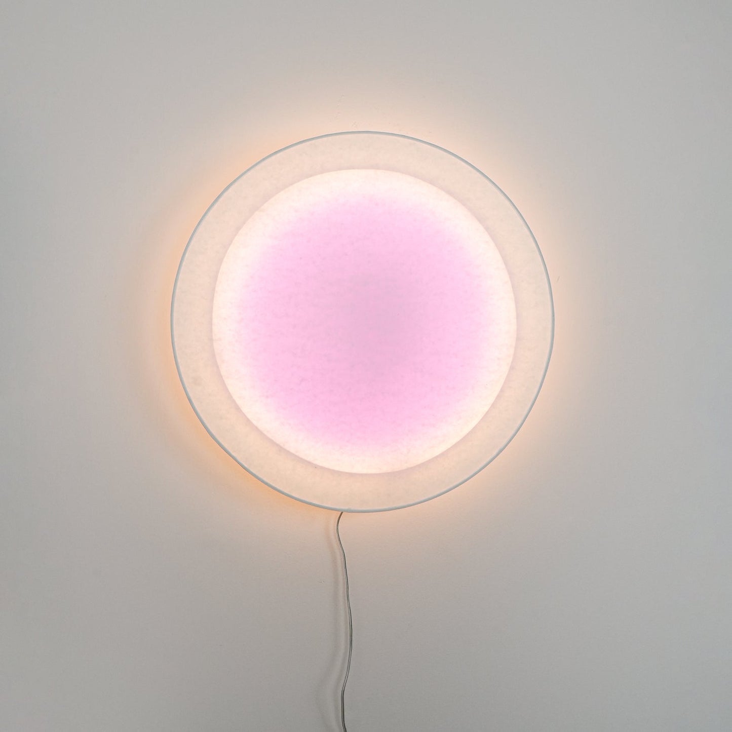Relax Plug-in Wall Light with Dimmable Function & Energy-Efficient LED