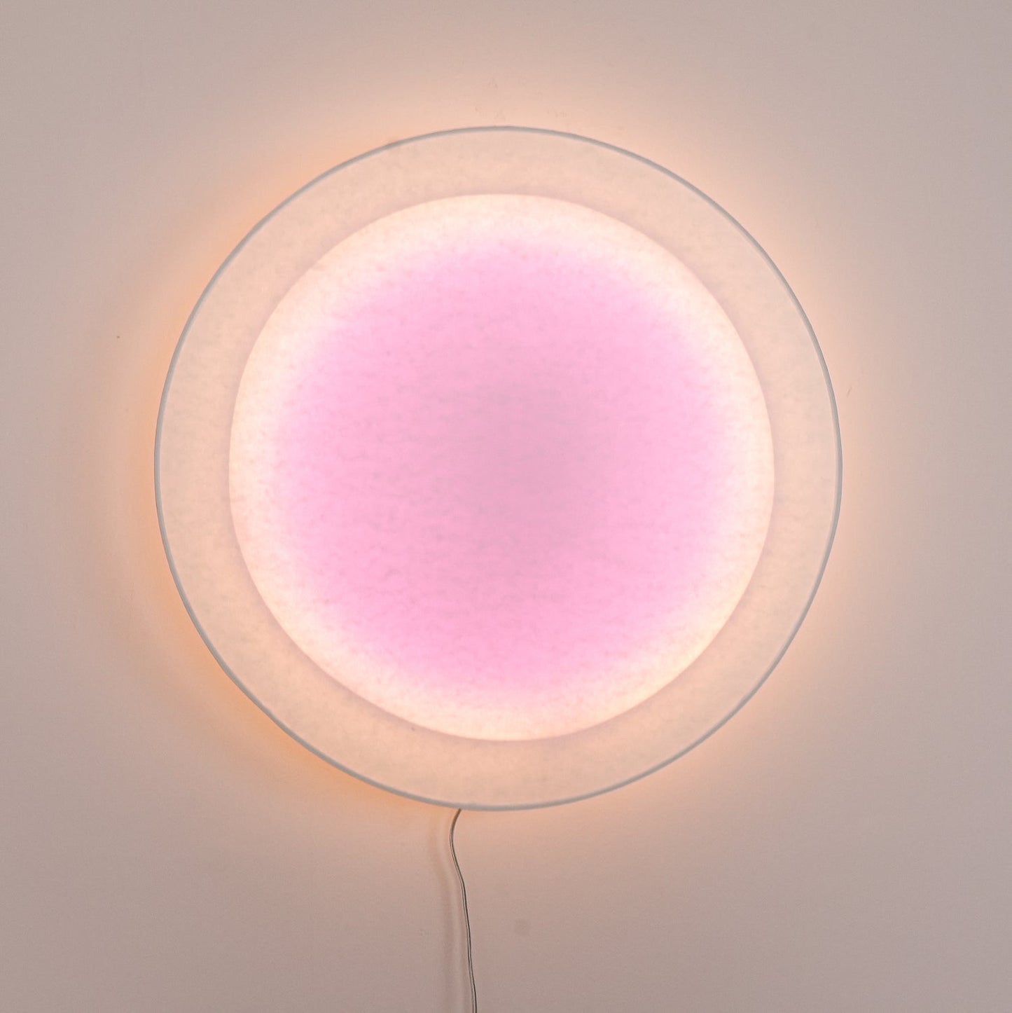 Relax Plug-in Wall Light with Dimmable Function & Energy-Efficient LED