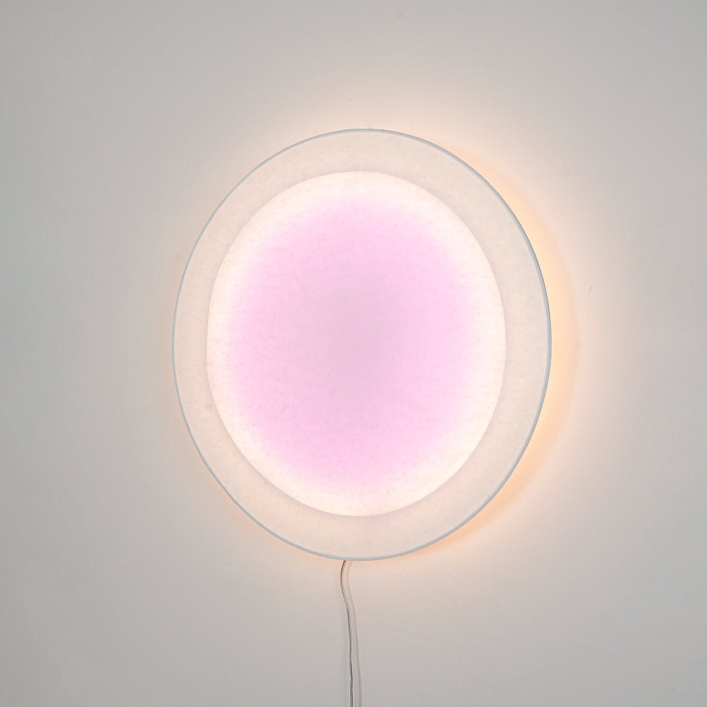Relax Plug-in Wall Light with Dimmable Function & Energy-Efficient LED