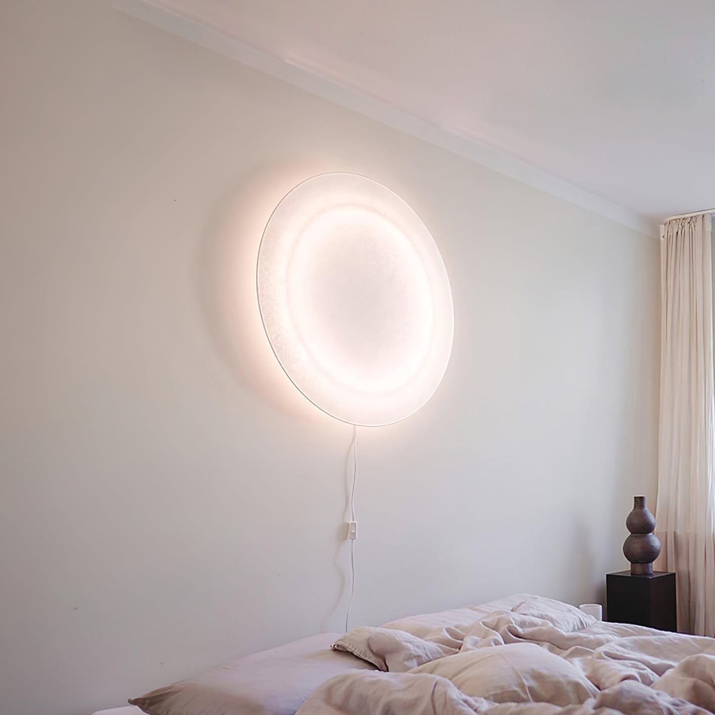 Relax Plug-in Wall Light with Dimmable Function & Energy-Efficient LED