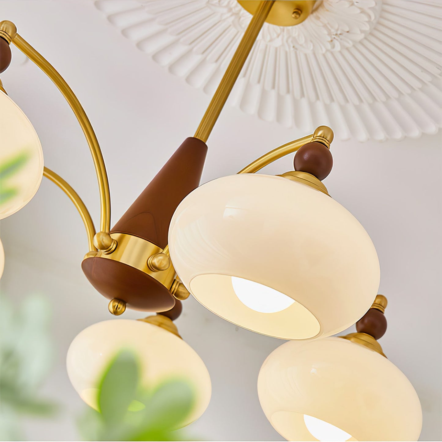 Elegant Retro Calliope Chandelier with Adjustable Lighting & Vintage D