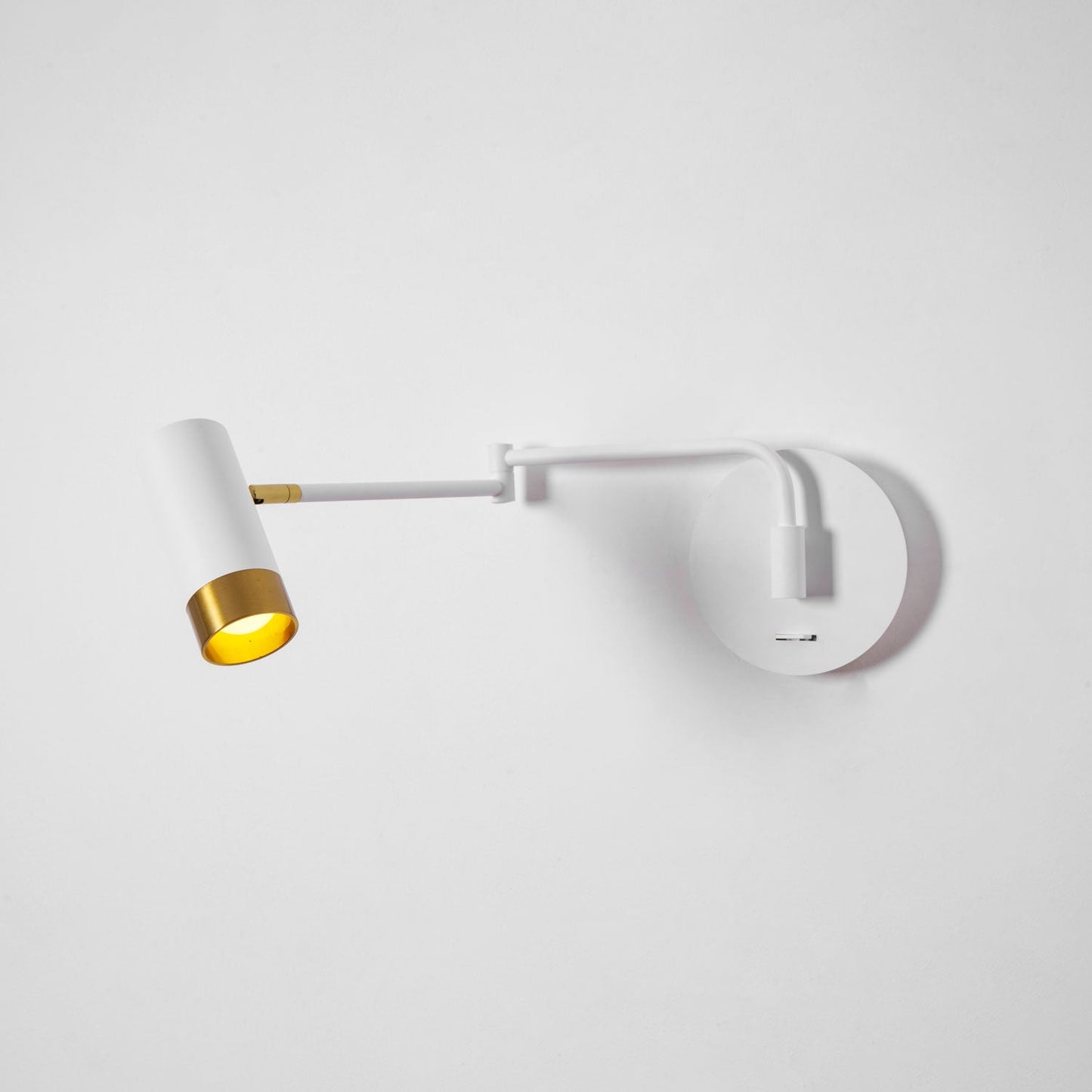 Ridge Arm Wall Lamp - Adjustable Angle & Energy-Efficient LED Lighting