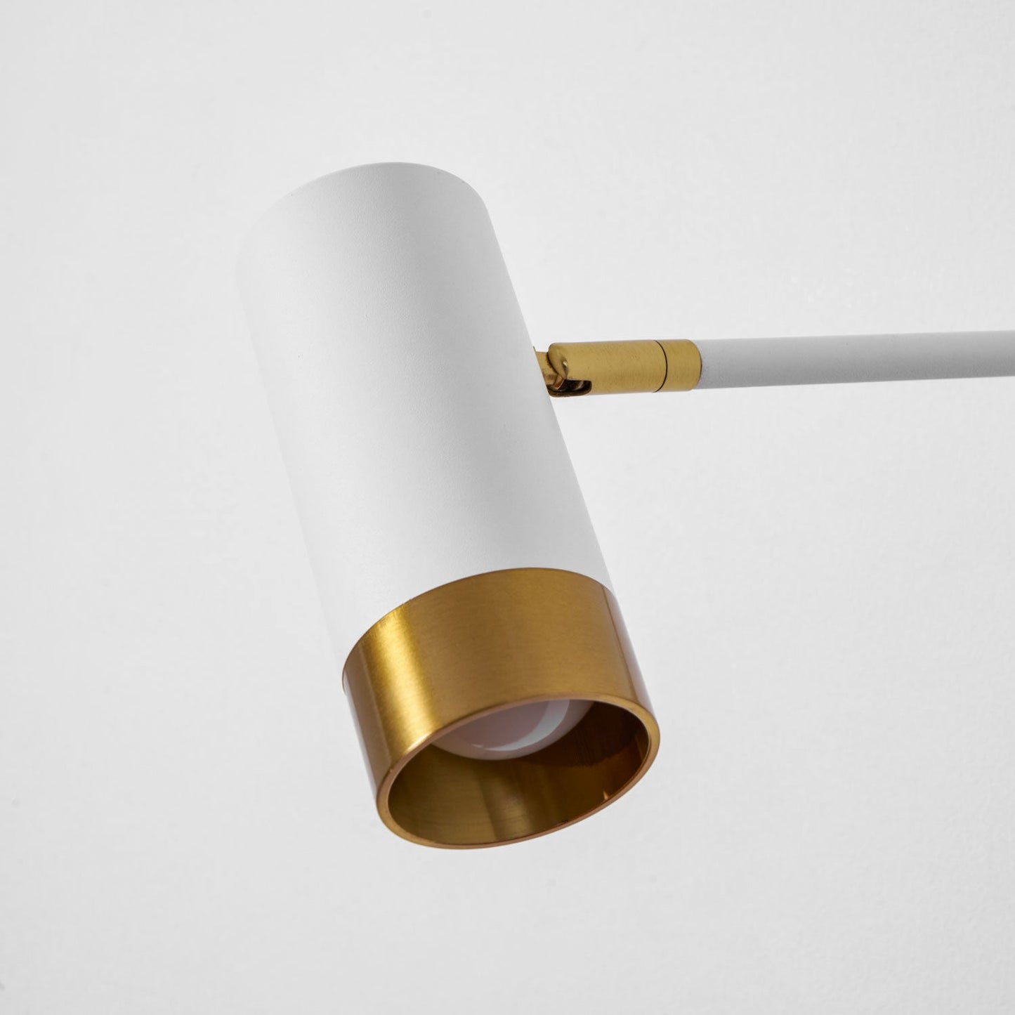 Ridge Arm Wall Lamp - Adjustable Angle & Energy-Efficient LED Lighting