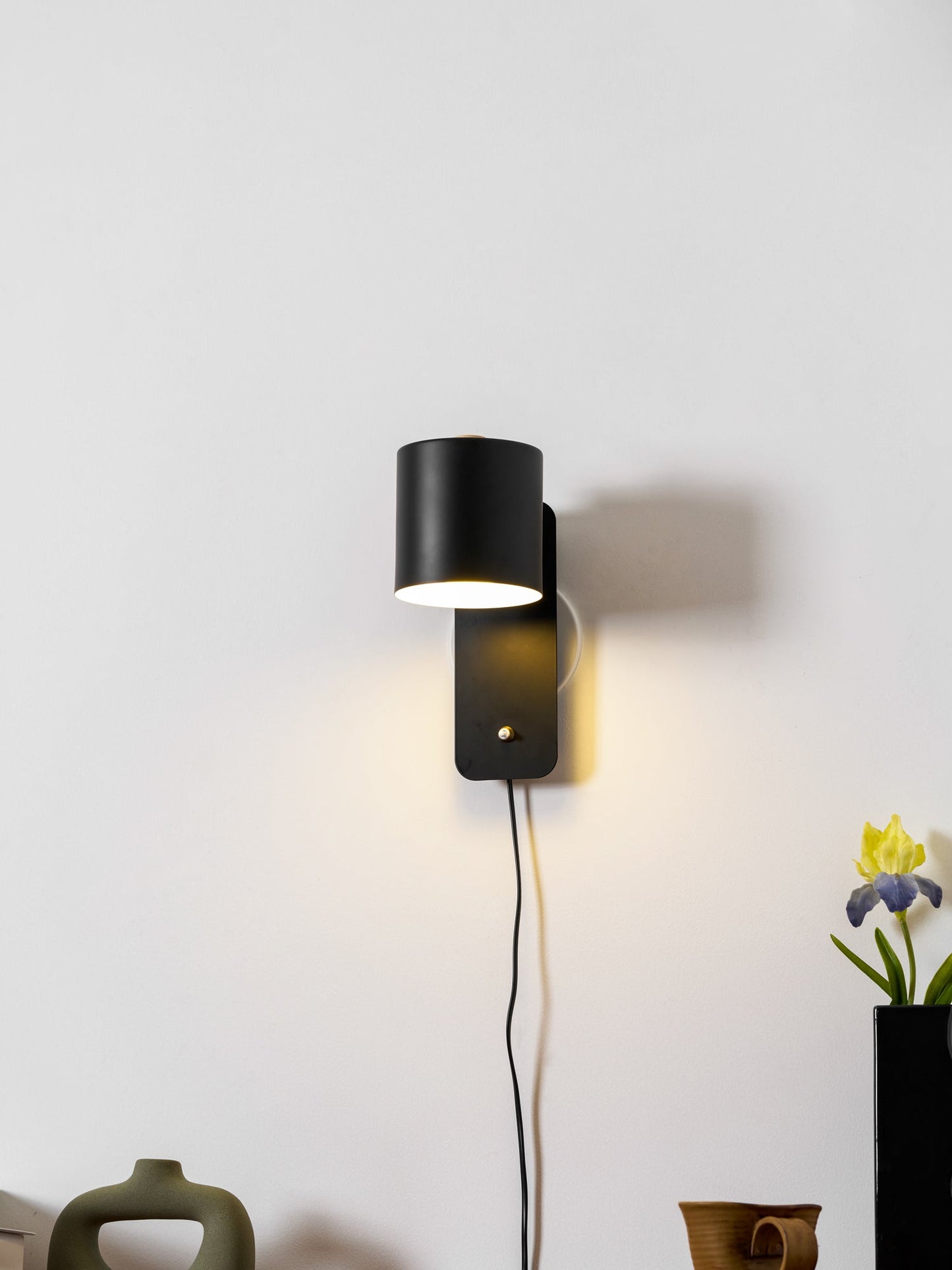Rotatable Cylinder Plug-in Wall Lamp with Adjustable Brightness & Mode