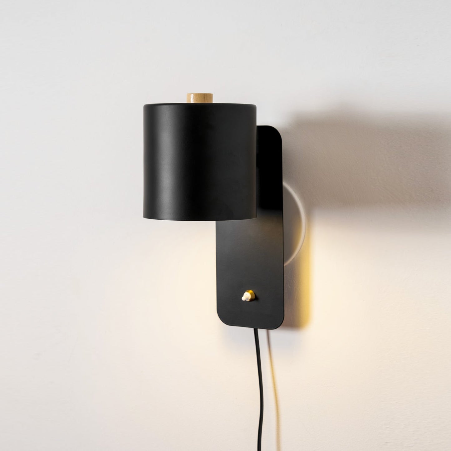 Rotatable Cylinder Plug-in Wall Lamp with Adjustable Brightness & Mode