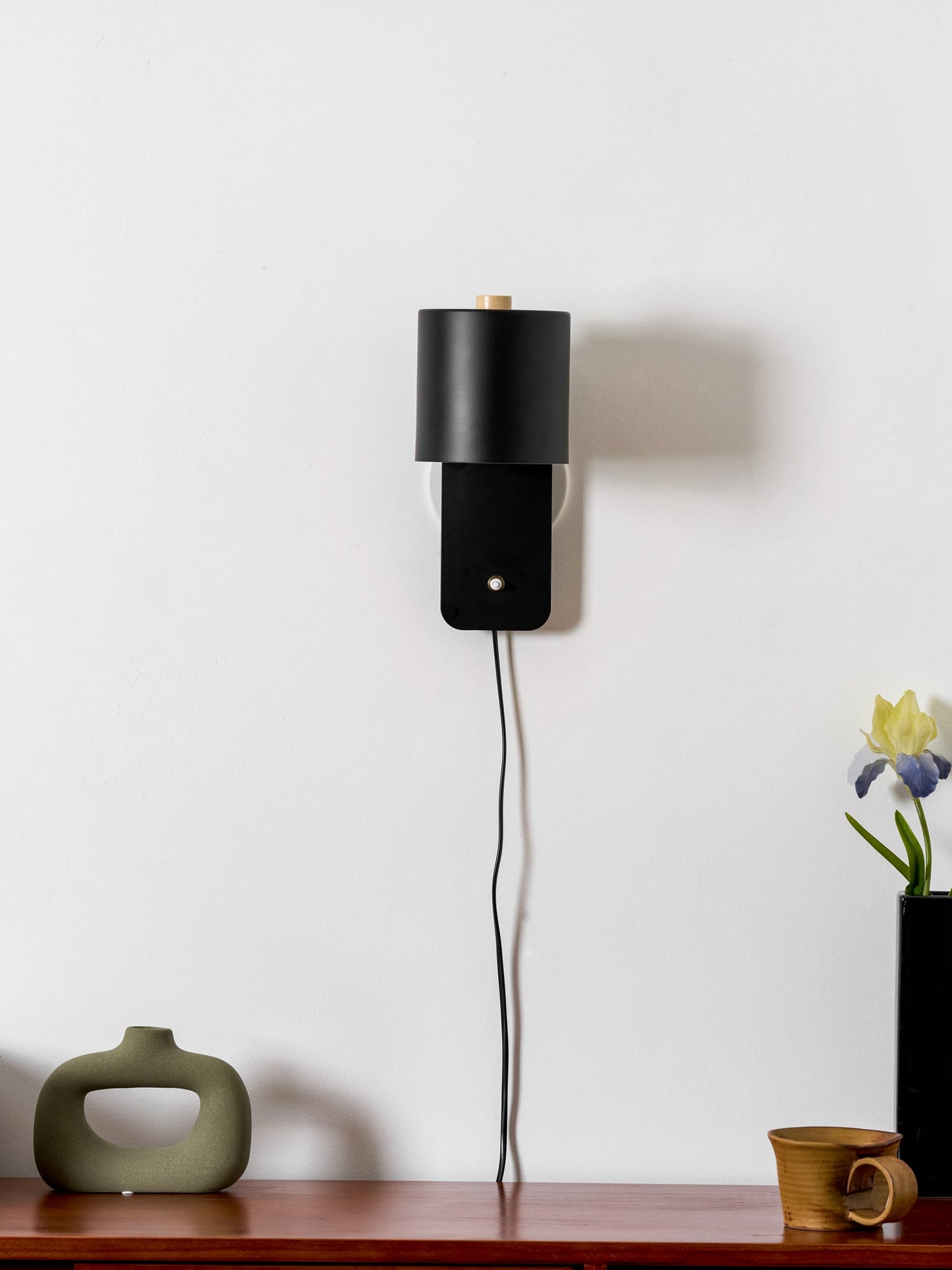 Rotatable Cylinder Plug-in Wall Lamp with Adjustable Brightness & Mode