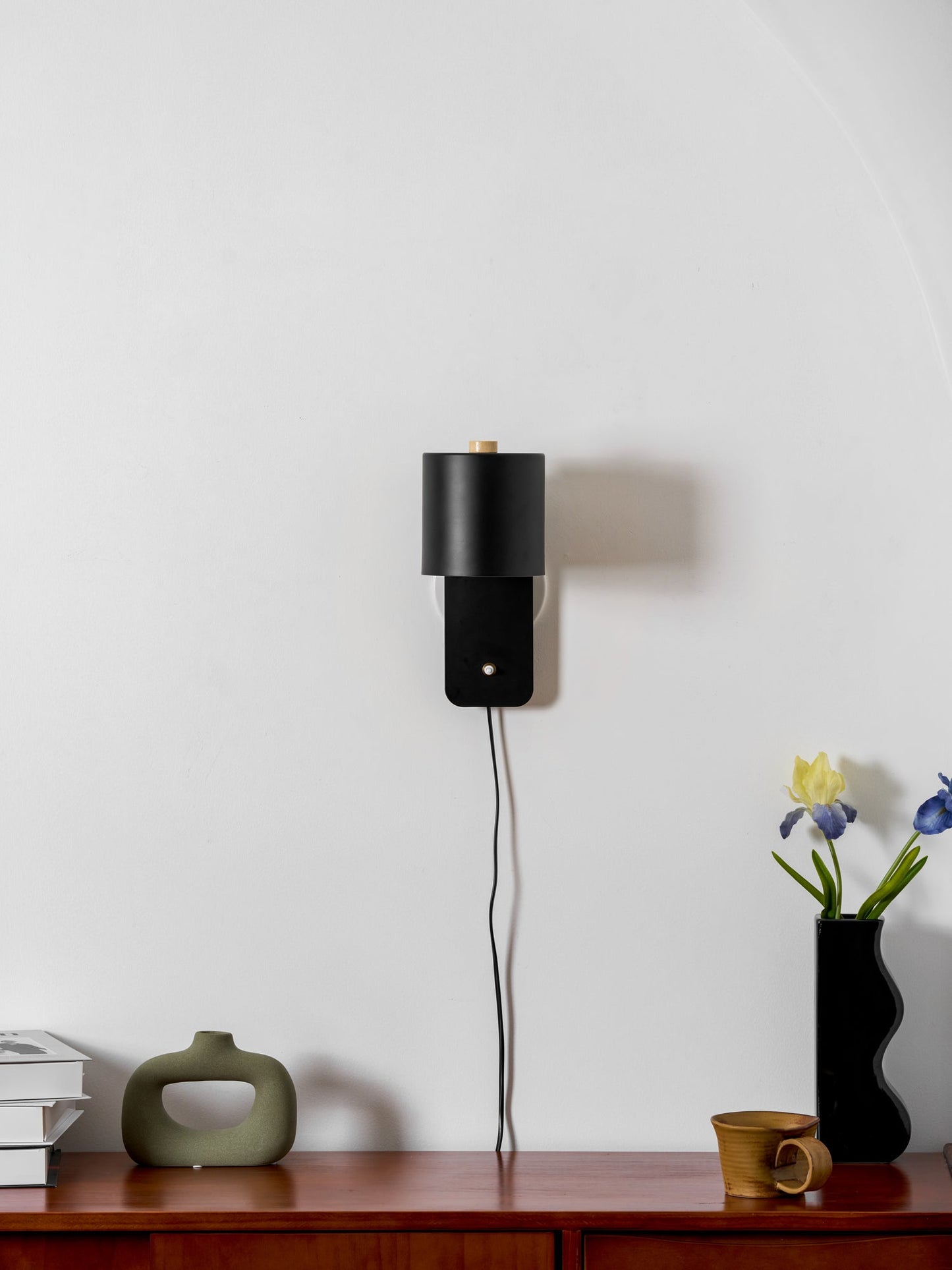 Rotatable Cylinder Plug-in Wall Lamp with Adjustable Brightness & Mode