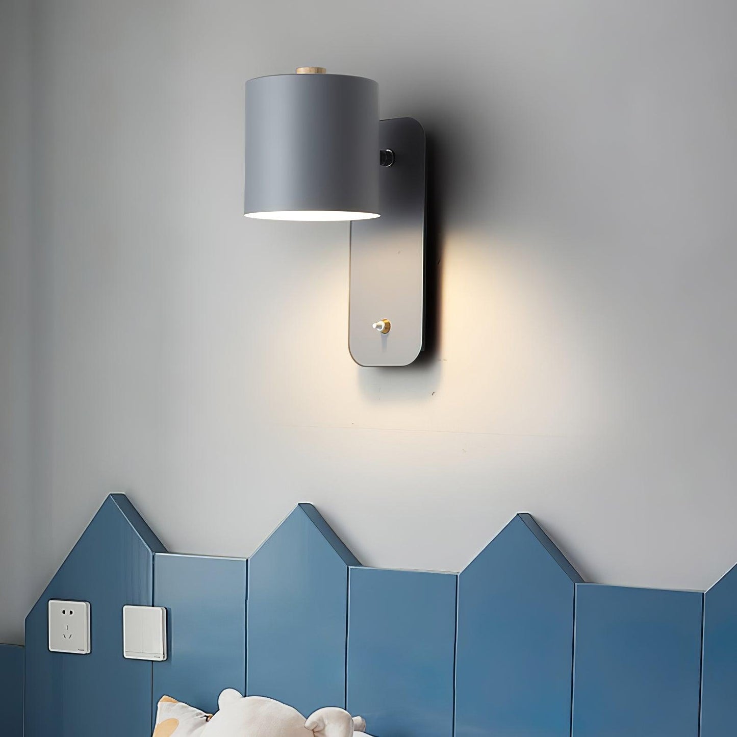 Rotatable Cylinder Wall Lamp with Adjustable Brightness and Modern Des
