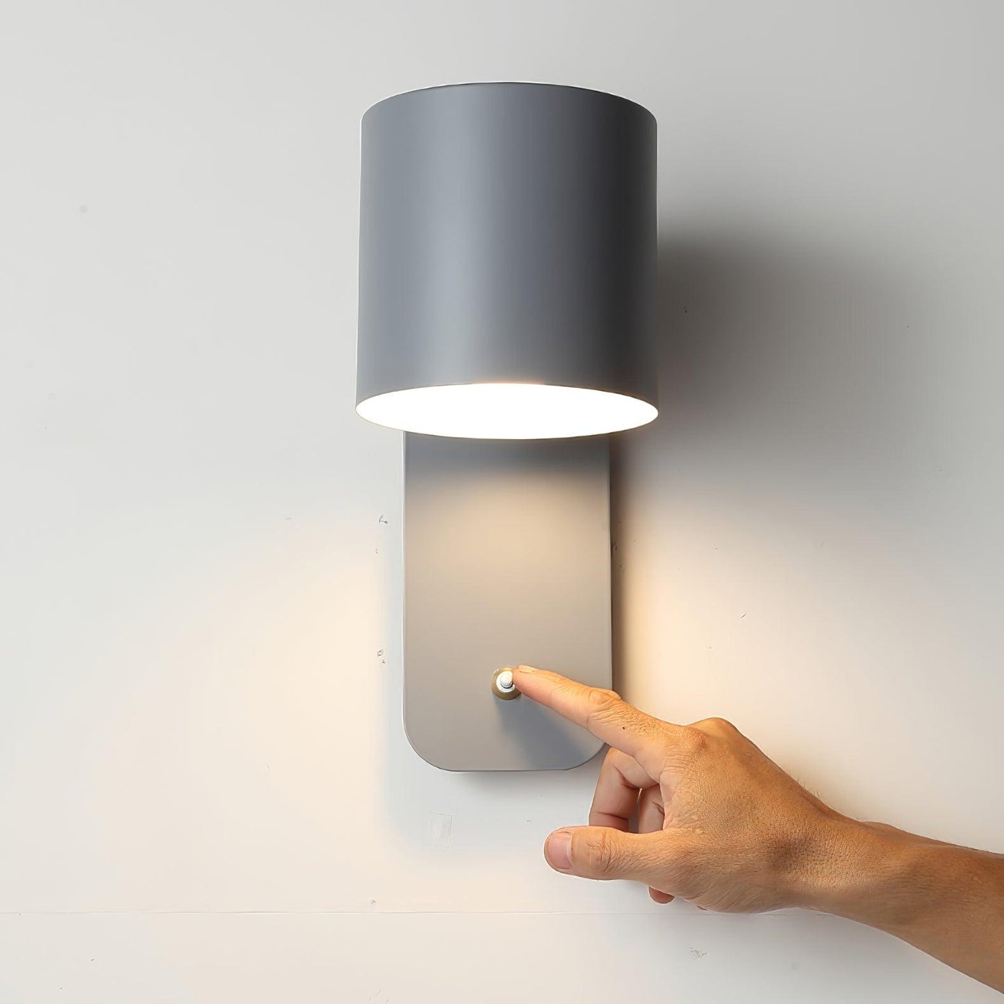 Rotatable Cylinder Wall Lamp with Adjustable Brightness and Modern Des
