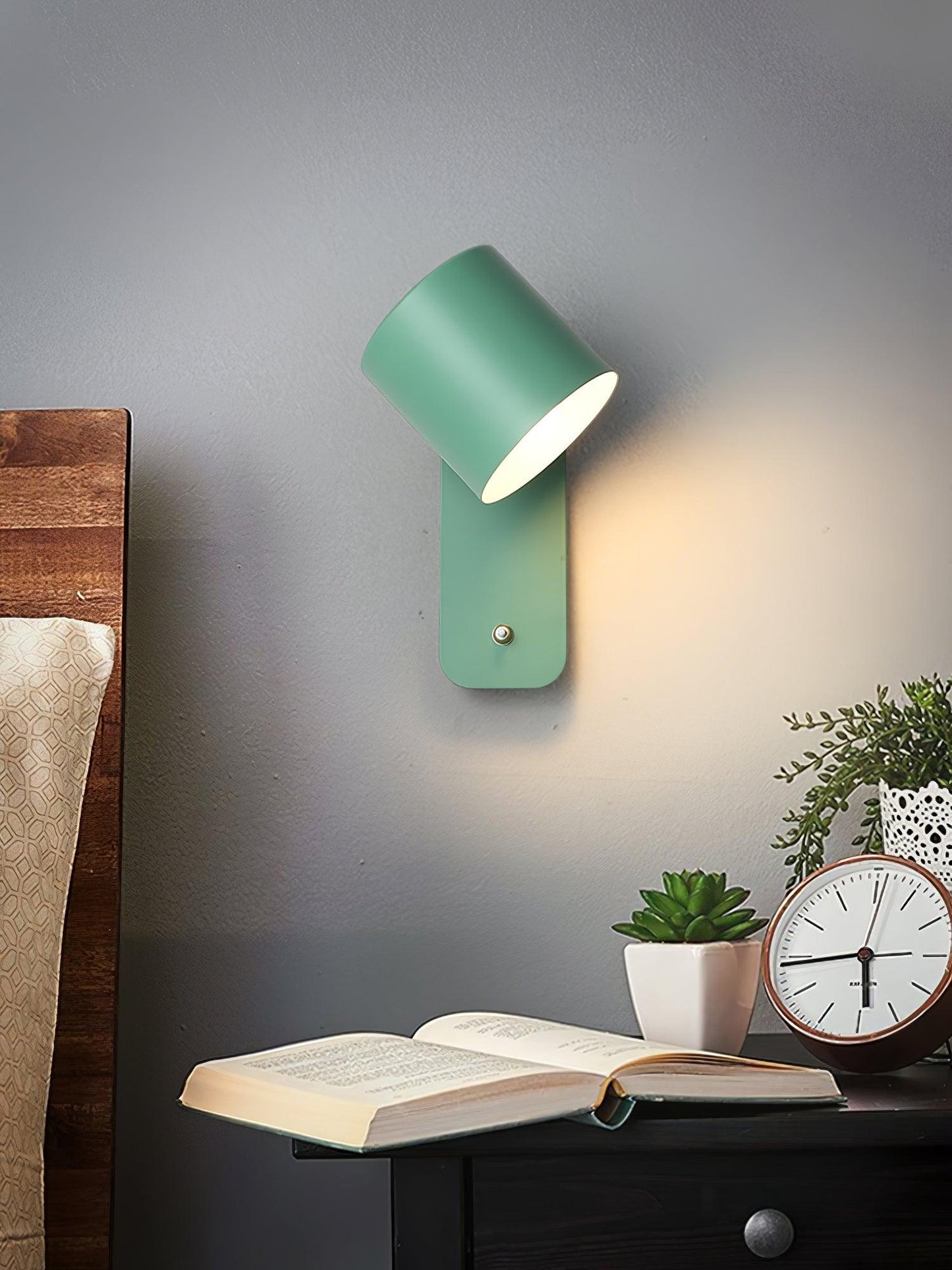 Rotatable Cylinder Wall Lamp with Adjustable Brightness and Modern Des