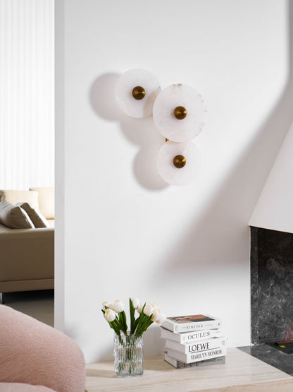 Nayra Alabaster Wall Lamp - Elegant Design with Adjustable Light Direc