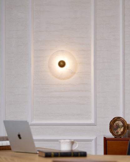 Nayra Alabaster Wall Lamp - Elegant Design with Adjustable Light Direc