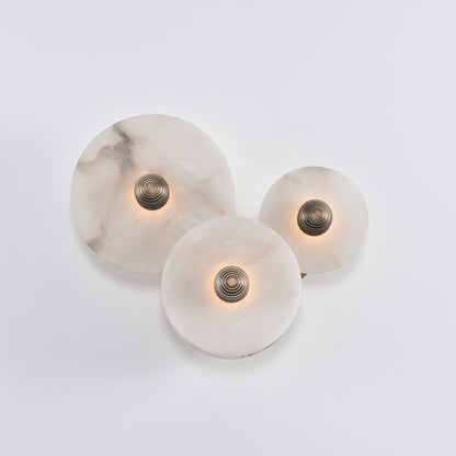 Nayra Alabaster Wall Lamp - Elegant Design with Adjustable Light Direc